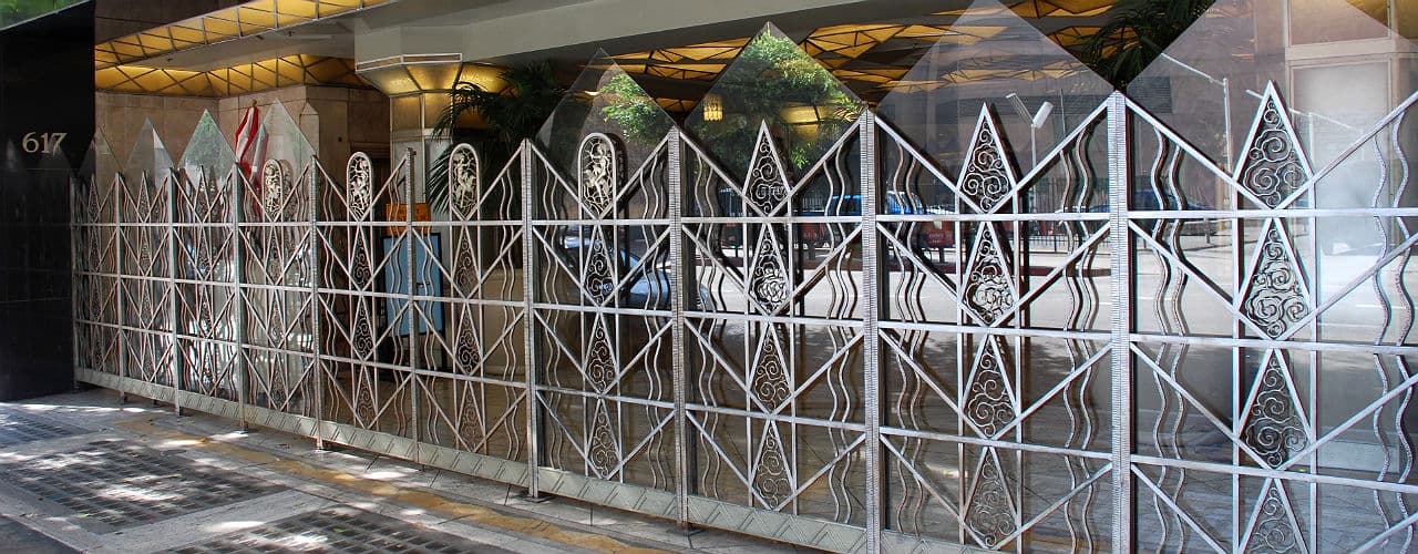 A 'store closing' sign in a shop window.